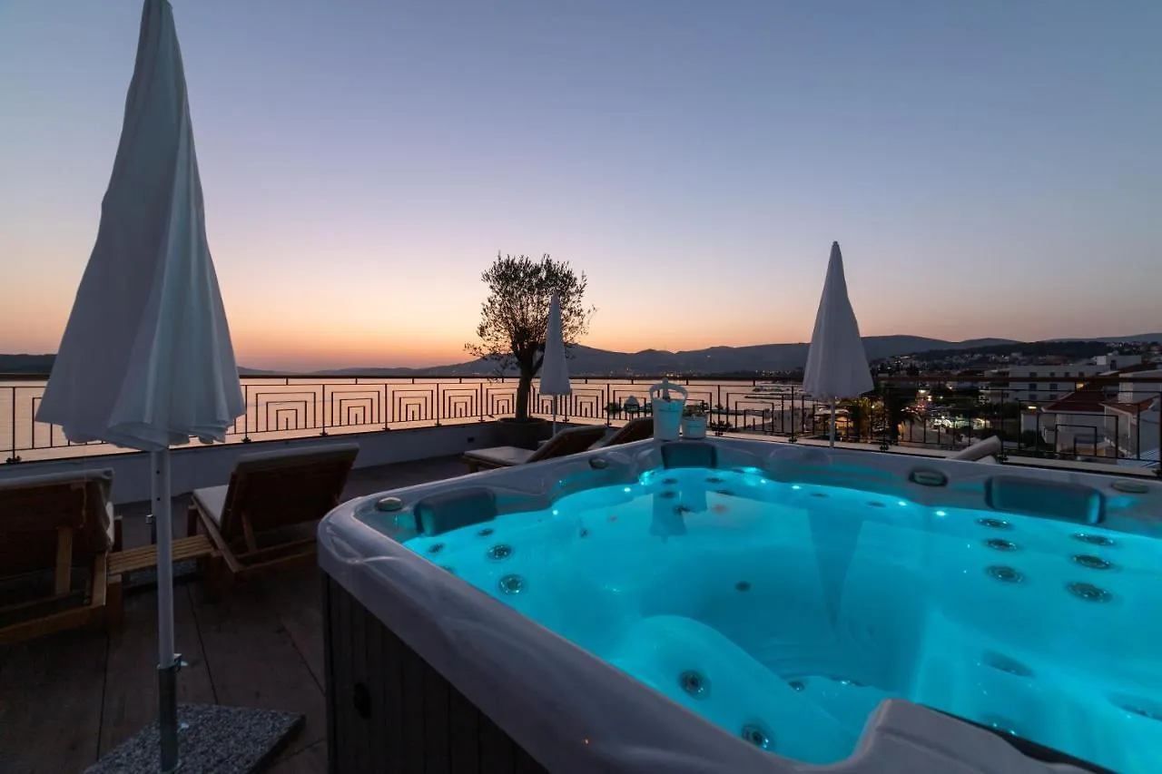 Luxury Penthouse Vagabundo Apartment Trogir